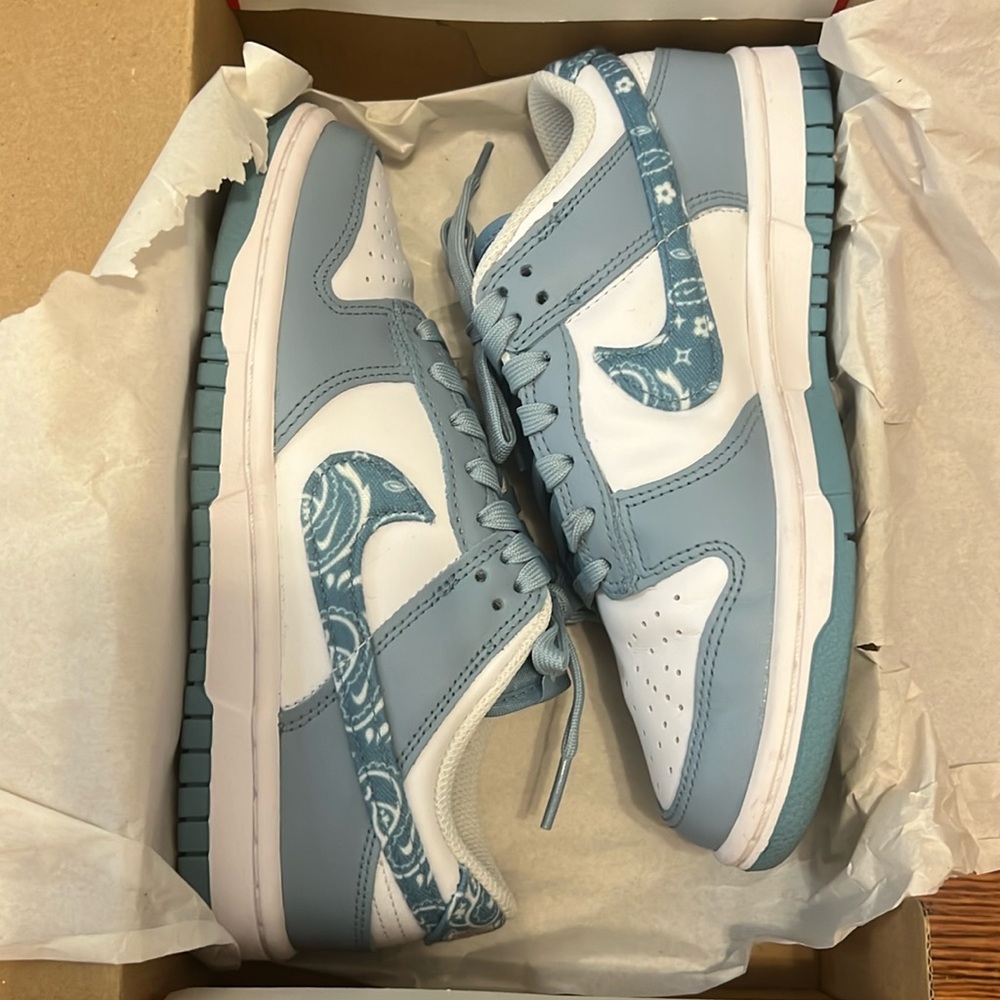 Women’s Nike Dunk Low ESS